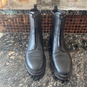 Vince Black Cabria Leather boot - size 9
